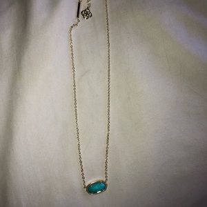 Blue Kendra Scott necklace NWOT